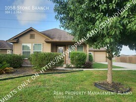 1058 Stone Branch in New Braunfels, TX - Building Photo