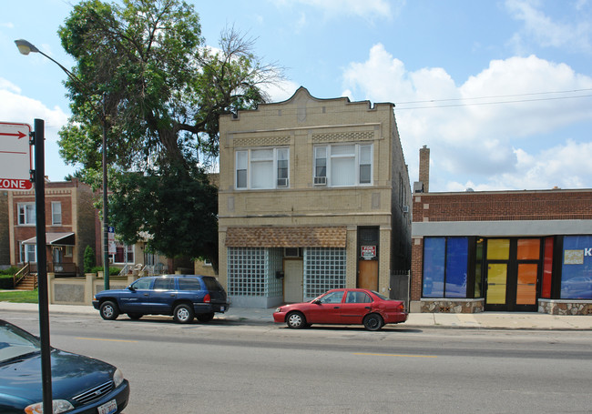 4324 N Milwaukee Ave in Chicago, IL - Building Photo - Building Photo