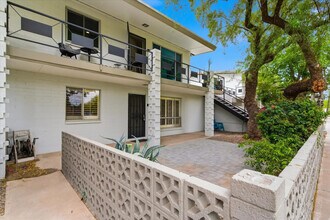 5226 N 20th St in Phoenix, AZ - Building Photo - Building Photo