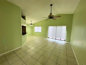 2410 SW 87th Terrace in Miramar, FL - Building Photo - Building Photo