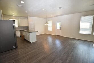 700 Bayberry Cir in Mustang Ridge, TX - Building Photo - Building Photo
