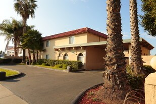 Paloma Apartments in Chula Vista, CA - Building Photo