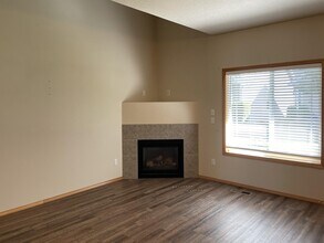 2215 NE 163rd Ave in Vancouver, WA - Building Photo - Building Photo