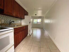 6014 Rodman St in Hollywood, FL - Foto de edificio - Building Photo