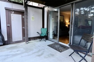 11 Millholland Dr in Fishkill, NY - Building Photo - Building Photo