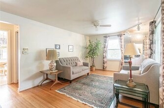 26 Garden Dr in Irondequoit, NY - Building Photo - Building Photo