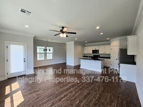 7954 Pisa Dr in Baton Rouge, LA - Building Photo - Building Photo