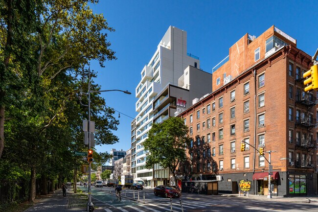 One Seventy One Chrystie in New York, NY - Building Photo - Building Photo