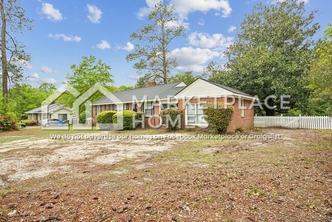 2001 Forest Dr in Camden, SC - Building Photo - Building Photo