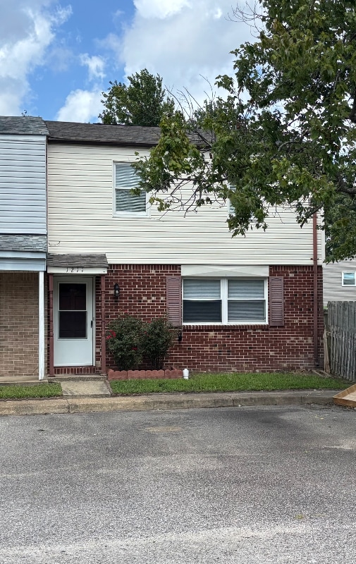 1211 Warwick Dr in Virginia Beach, VA - Building Photo - Building Photo