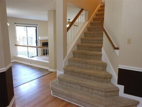 8402 Siskin Cove in Austin, TX - Building Photo - Building Photo