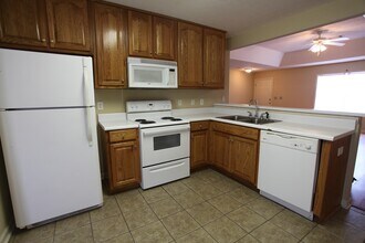 1982 Downs Way in Auburn, AL - Building Photo - Building Photo