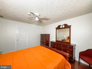 107 Bonhill Dr in Fort Washington, MD - Building Photo - Building Photo