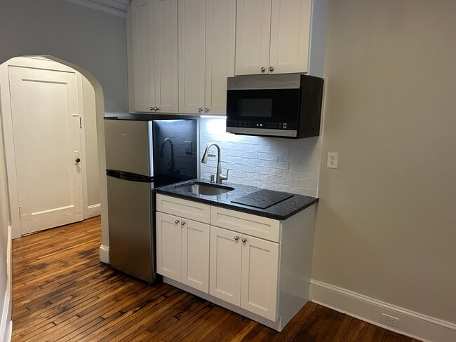 property at 22 Chiswick Rd