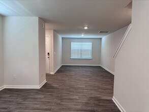 8544 Beckett Chase Wy in Raleigh, NC - Building Photo - Building Photo