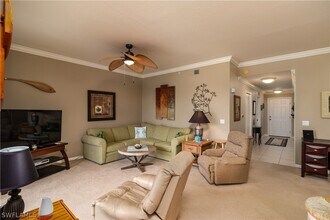8270 Pathfinder Loop in Ft. Myers, FL - Foto de edificio - Building Photo