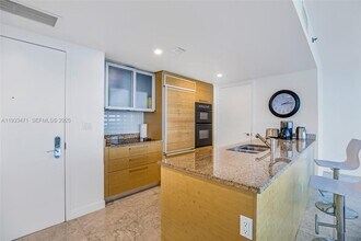 1830 S Ocean Dr, Unit 07 in Hallandale Beach, FL - Foto de edificio - Building Photo