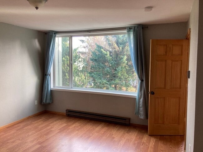 1106 Wildrose Ct, Unit 1106 Wildrose Ct in Anchorage, AK - Foto de edificio - Building Photo