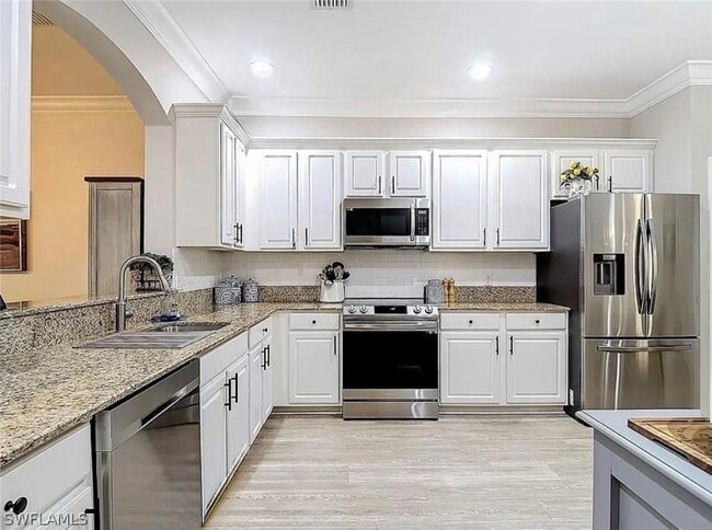 property at 9723 Heatherstone Lake Ct