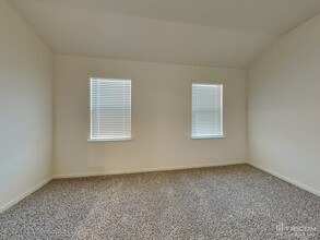 194 Switchback Hl Rd in Newark, TX - Building Photo - Building Photo