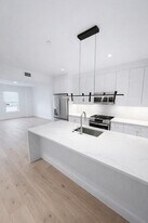 65 L St, Unit 202 in Boston, MA - Building Photo