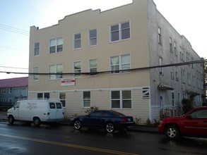 Harvard Apartments in Aberdeen, WA - Building Photo - Building Photo