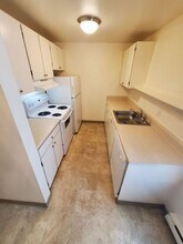 445 Senate St NW in Salem, OR - Building Photo - Building Photo