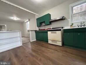 817 W 36th St-Unit -2 in Baltimore, MD - Building Photo - Building Photo