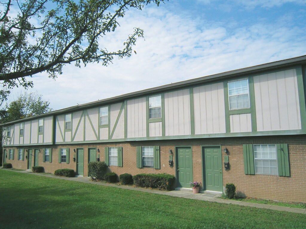 Newcastle Townhomes in Columbus, OH