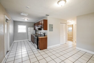 1311 NE 33rd St in Pompano Beach, FL - Building Photo - Building Photo