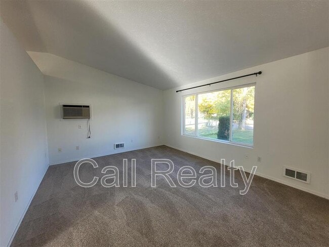 10714 E Augusta Ave in Spokane Valley, WA - Building Photo - Building Photo