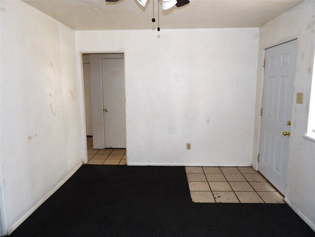 2341 NW Bell Ave in Lawton, OK - Building Photo - Building Photo