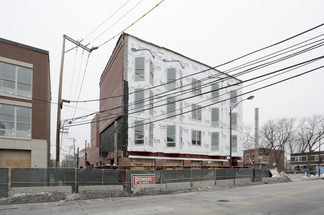 Gwendolyn Place in Chicago, IL - Building Photo - Building Photo