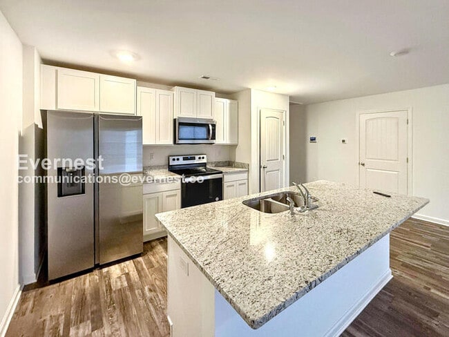 241 Koslin Lp in Calera, AL - Building Photo - Building Photo