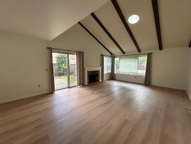 22 Meadowgreen Cir in Santa Rosa, CA - Building Photo - Building Photo