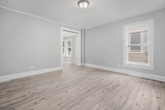 3 New Hampshire St in Newton, NJ - Building Photo - Building Photo