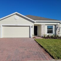 4057 Serene Water Ave in Eustis, FL - Building Photo