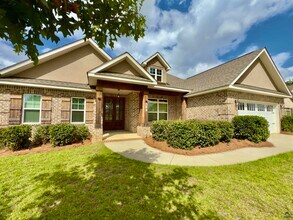 408 Hawk's Nest Dr in Kathleen, GA - Building Photo - Building Photo