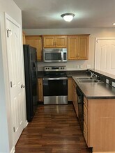 1890 Camelot Dr in Clarksville, TN - Building Photo - Building Photo