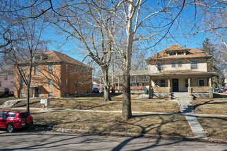 1515 S 11th St in Lincoln, NE - Building Photo - Building Photo