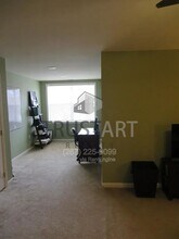 4421 Driftwood Dr in Philadelphia, PA - Building Photo - Building Photo