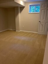 11506 Mapleview Dr in Silver Spring, MD - Building Photo - Building Photo
