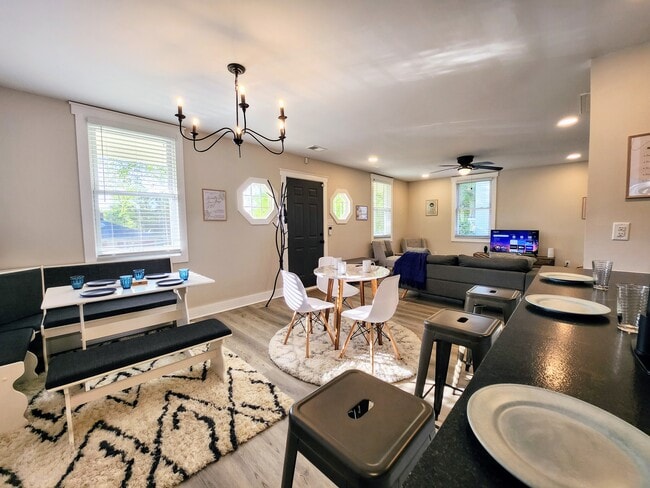 1904 Rush Wind Dr in Charlotte, NC - Building Photo - Building Photo