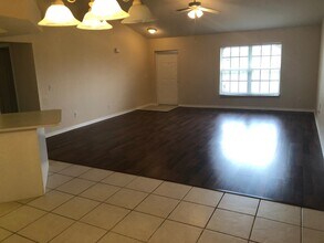 2805 NW 5th Pl in Cape Coral, FL - Building Photo - Building Photo