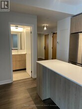 25 Nicholas Ave in Toronto, ON - Building Photo - Building Photo