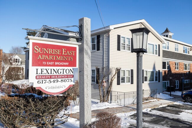 Sunrise East Apartments in Derry, NH - Building Photo - Primary Photo