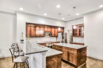 4247 Dickson St in Houston, TX - Building Photo - Building Photo