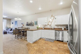 9417 Vincenzo Dr in Pasco, WA - Building Photo - Building Photo