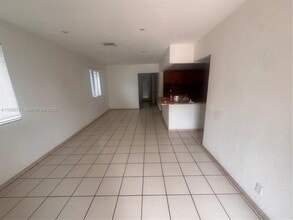 365 W 13th St in Hialeah, FL - Building Photo - Building Photo