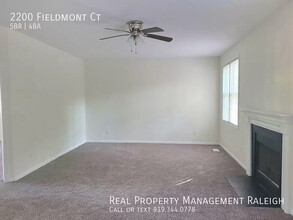 Room in House on Fieldmont Ct in Raleigh, NC - Building Photo - Building Photo
